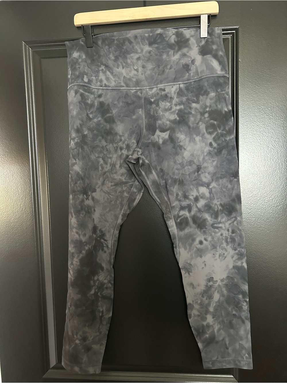Lululemon Align leggings 25” Diamond Dye Pitch Graphite Grey size 14